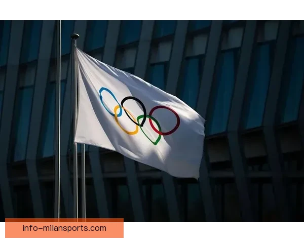 奥特林查姆主场小负夏利法斯赛事回顾与精彩瞬间分析